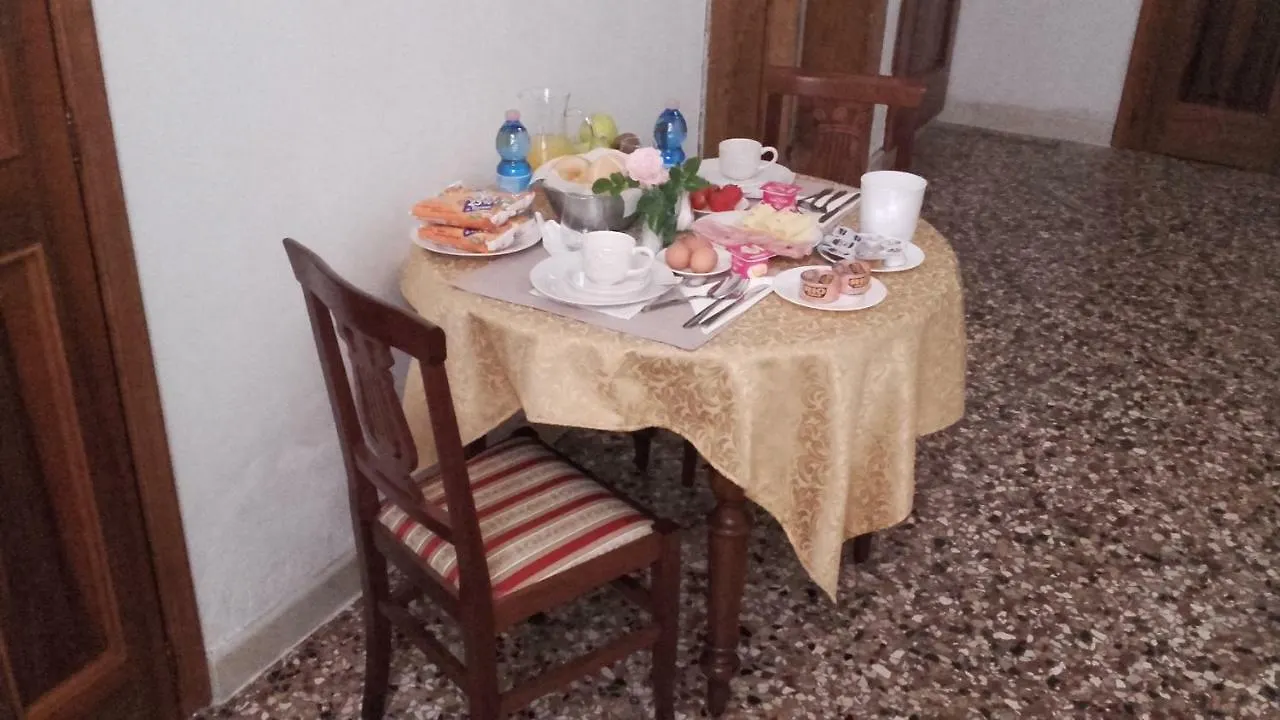 B & B Nina Βενετία